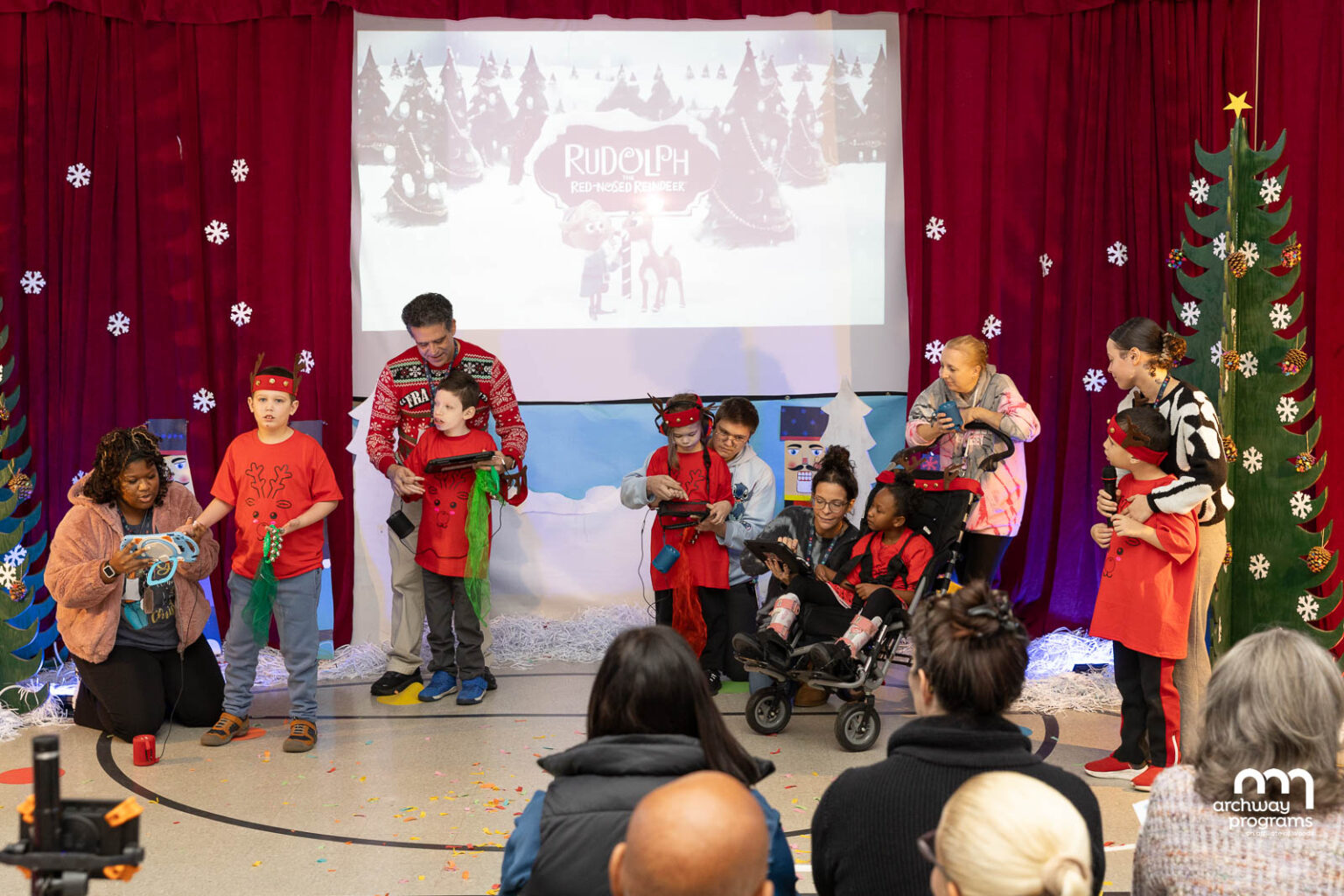 Lower School Students Shine in Festive “Holiday in Hollywood” Concert